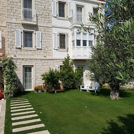 Peremere فندق 3*