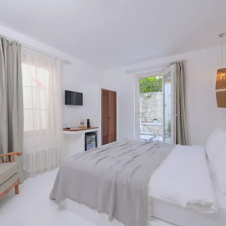 Peremere فندق ألاتشاتي